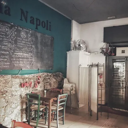 Pensión Bella Napoli Trattoria Pizzeria