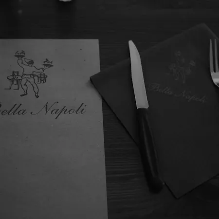 Pensión Bella Napoli Trattoria Pizzeria La Spezia