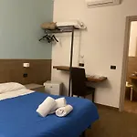 美丽那不勒斯旅馆及意大利比萨饼餐厅 招待所