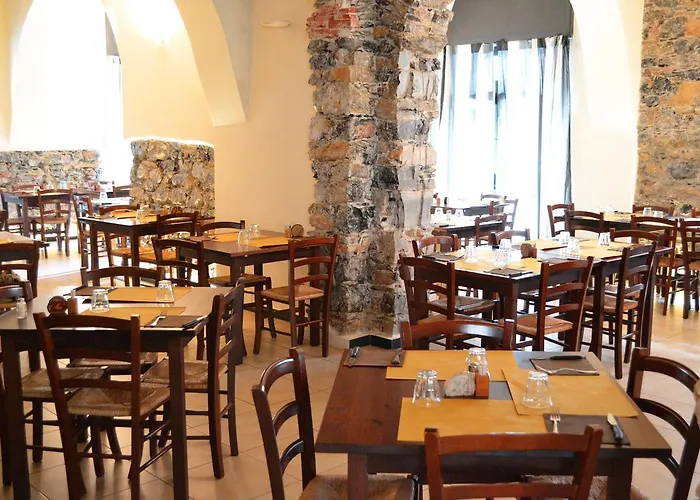 Bella Napoli Trattoria Pizzeria Pensjonat La Spezia
