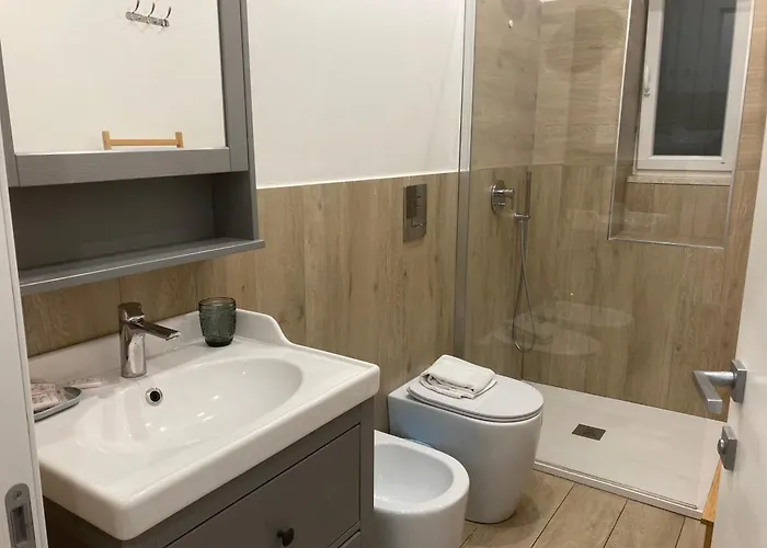 Bella Napoli Trattoria Pizzeria 3*