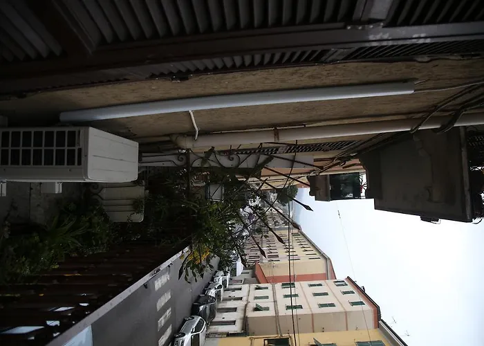 Πανσιόν Bella Napoli Trattoria Pizzeria Λα Σπέτσια