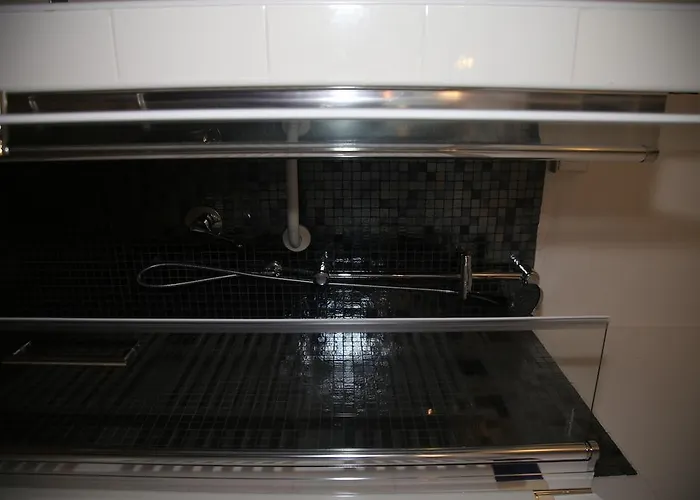 Πανσιόν Bella Napoli Trattoria Pizzeria Λα Σπέτσια